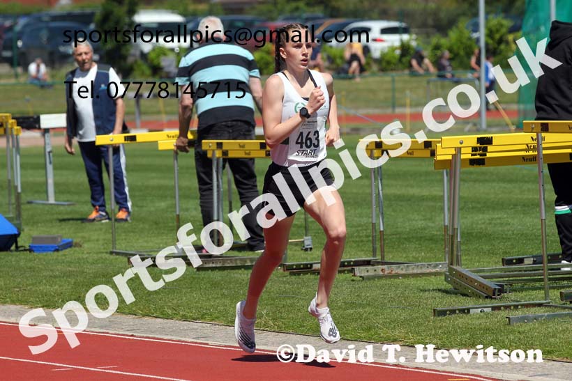 Womens under-20s 1500 metres, 2021 Northern Senior and Under-20s Champs., Leigh. Photo: David T. Hewitson/Sports for All Pics